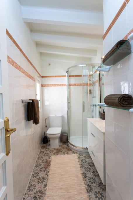Azzurra Home-charming Property- For 6 Guests Benissa