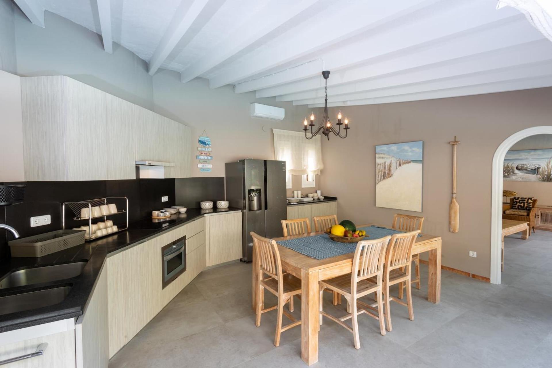 Azzurra Home-charming Property- For 6 Guests Benissa